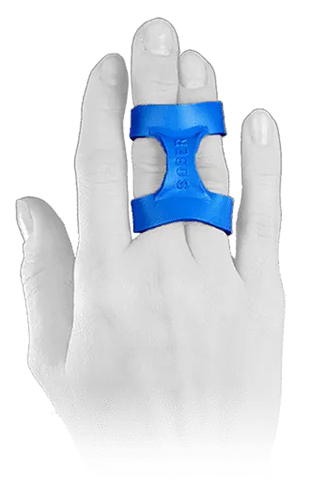 Comment réaliser un strapping pour une entorse du doigt (syndactylie) ? -  DrSport