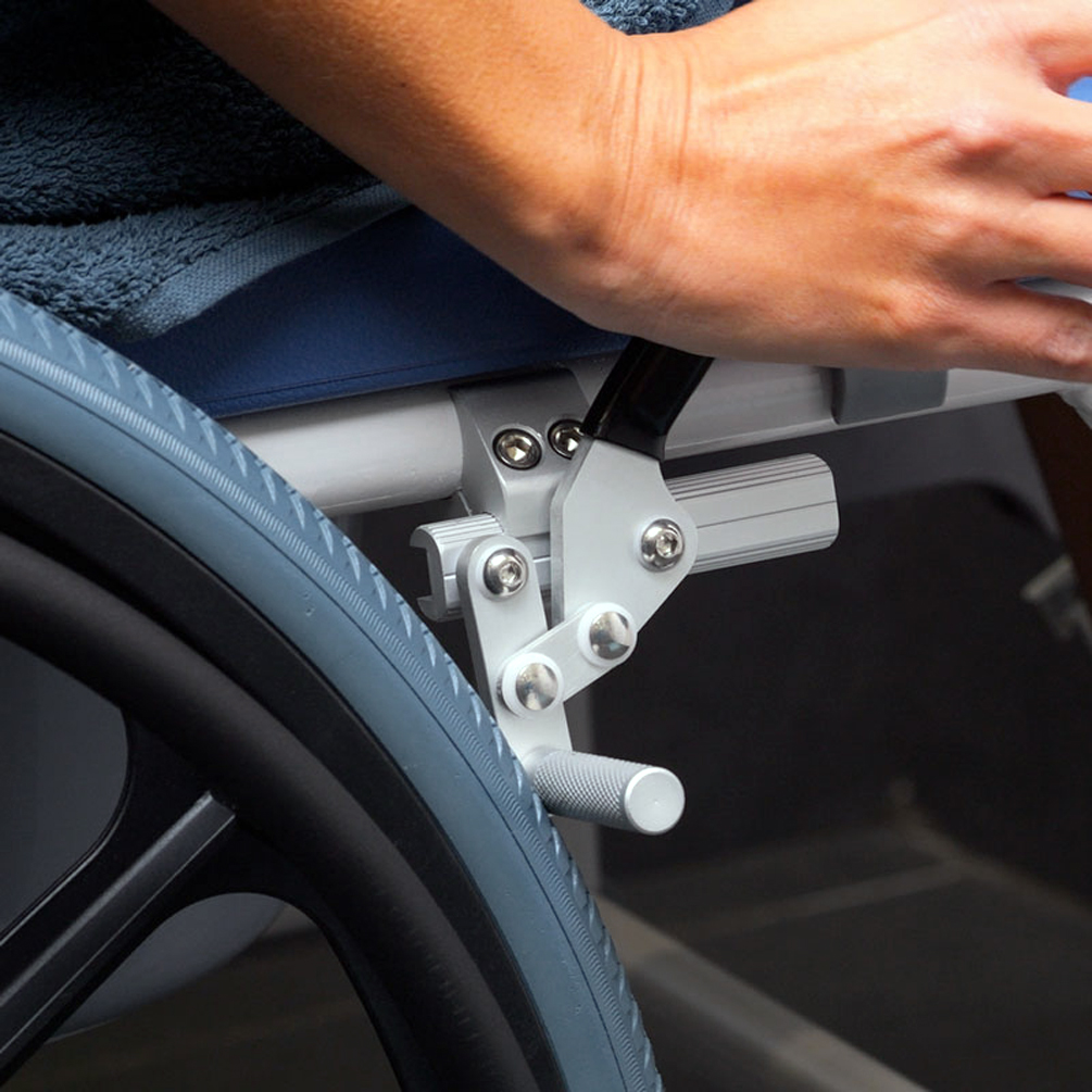 Chaise de Douche et WC - Grandes roues - ASTON